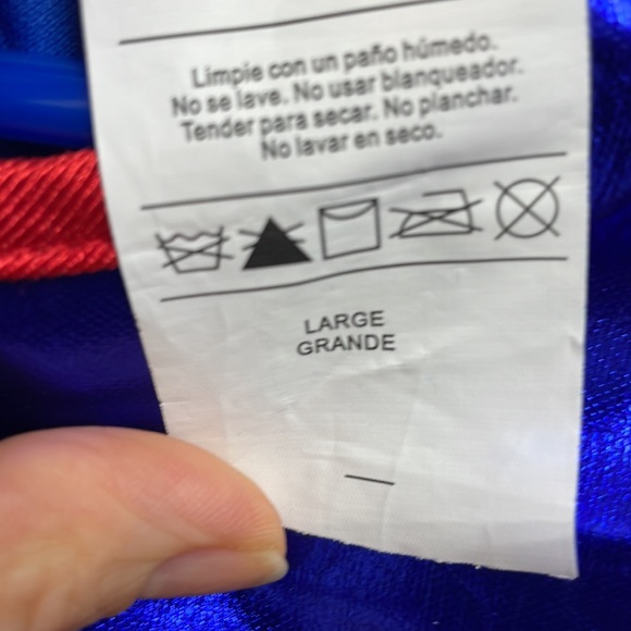 Kids Supergirl Costume - Picture 5 of 11